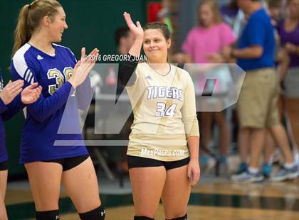 Thumbnail 2 in Hahnville @ Archbishop Chapelle (LHSAA Division I 2nd Round) photogallery.