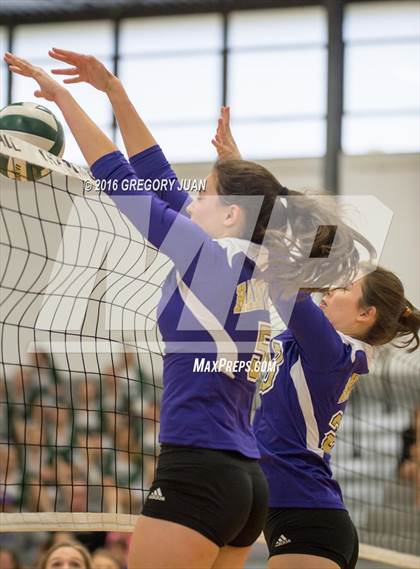 Thumbnail 3 in Hahnville @ Archbishop Chapelle (LHSAA Division I 2nd Round) photogallery.