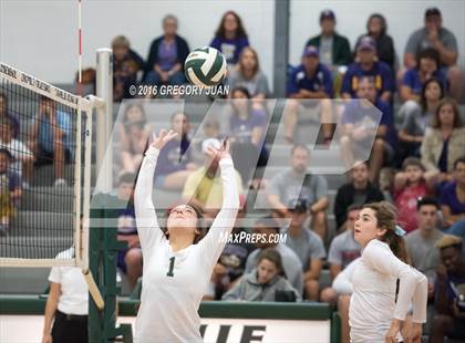 Thumbnail 3 in Hahnville @ Archbishop Chapelle (LHSAA Division I 2nd Round) photogallery.