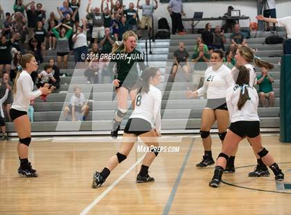 Thumbnail 1 in Hahnville @ Archbishop Chapelle (LHSAA Division I 2nd Round) photogallery.