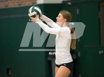 Thumbnail 3 in Hahnville @ Archbishop Chapelle (LHSAA Division I 2nd Round) photogallery.