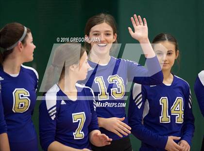 Thumbnail 2 in Hahnville @ Archbishop Chapelle (LHSAA Division I 2nd Round) photogallery.