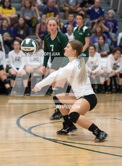 Thumbnail 2 in Hahnville @ Archbishop Chapelle (LHSAA Division I 2nd Round) photogallery.