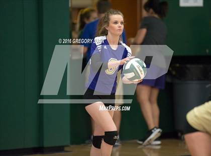 Thumbnail 3 in Hahnville @ Archbishop Chapelle (LHSAA Division I 2nd Round) photogallery.