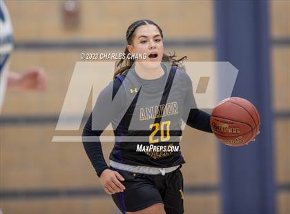 Thumbnail 3 in Amador Valley vs Branson (Windsor Holiday Classic) photogallery.
