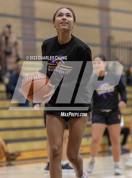 Thumbnail 2 in Amador Valley vs Branson (Windsor Holiday Classic) photogallery.