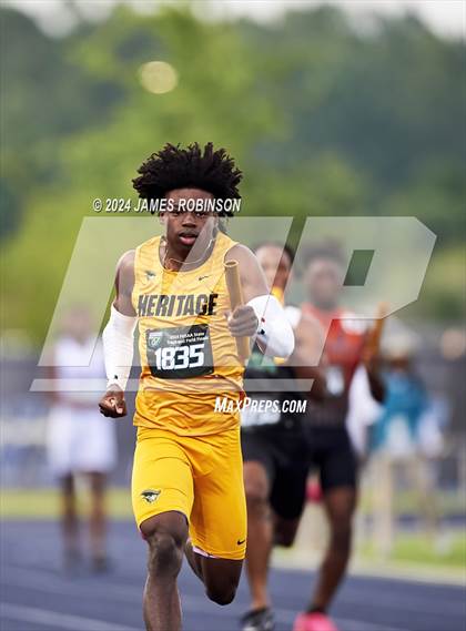 Thumbnail 1 in FHSAA 3A Finals (4 x 100 Meter) photogallery.