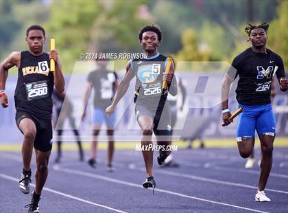 Thumbnail 1 in FHSAA 3A Finals (4 x 100 Meter) photogallery.