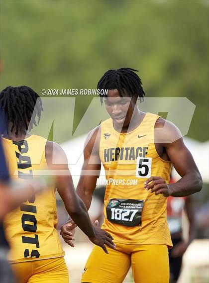 Thumbnail 1 in FHSAA 3A Finals (4 x 100 Meter) photogallery.