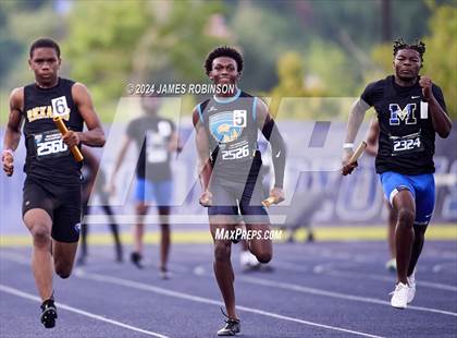 Thumbnail 3 in FHSAA 3A Finals (4 x 100 Meter) photogallery.
