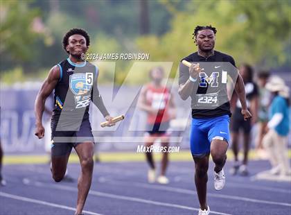 Thumbnail 1 in FHSAA 3A Finals (4 x 100 Meter) photogallery.