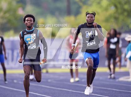 Thumbnail 2 in FHSAA 3A Finals (4 x 100 Meter) photogallery.