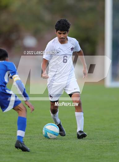null - Photo 01