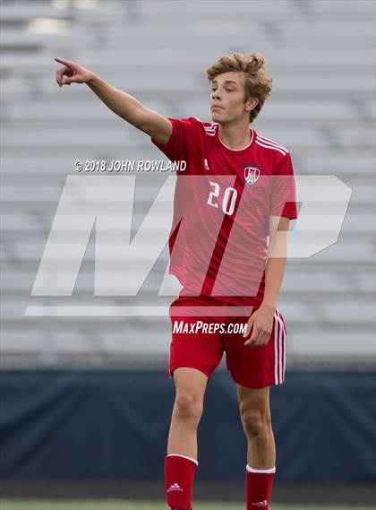 Thumbnail 3 in Mundelein vs. St. Patrick photogallery.