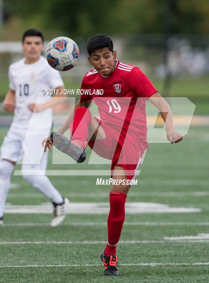 Thumbnail 3 in Mundelein vs. St. Patrick photogallery.