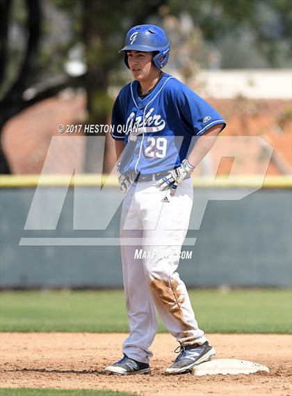 Thumbnail 1 in JV: Gahr @ Canyon photogallery.