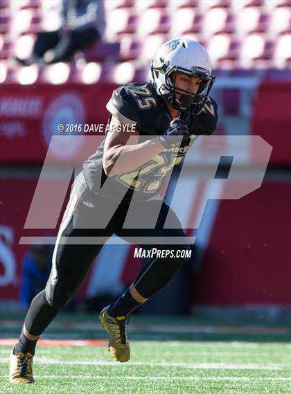 Thumbnail 1 in Desert Hills vs. Pine View (UHSAA 3AA Final) photogallery.