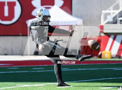 Thumbnail 1 in Desert Hills vs. Pine View (UHSAA 3AA Final) photogallery.