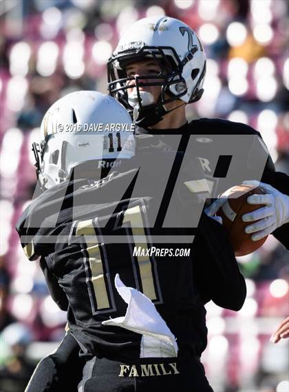 Thumbnail 1 in Desert Hills vs. Pine View (UHSAA 3AA Final) photogallery.