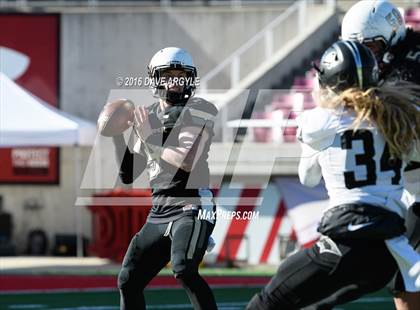 Thumbnail 2 in Desert Hills vs. Pine View (UHSAA 3AA Final) photogallery.