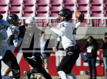 Thumbnail 3 in Desert Hills vs. Pine View (UHSAA 3AA Final) photogallery.