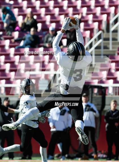 Thumbnail 1 in Desert Hills vs. Pine View (UHSAA 3AA Final) photogallery.