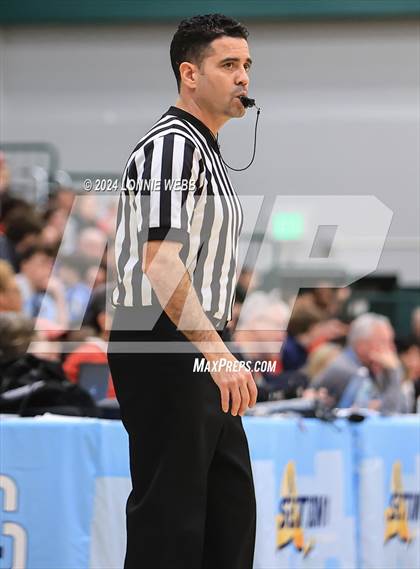 Thumbnail 2 in Our Lady of Lourdes vs. Ketcham (NYSPHSAA Class AAA Regional Final) photogallery.