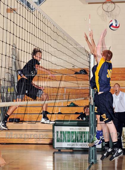 Thumbnail 2 in Northport @ Lindenhurst photogallery.