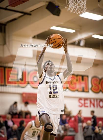 Thumbnail 3 in Carlsbad vs St. Joseph Academy (Mission Viejo Diablo Inferno Tournament) photogallery.