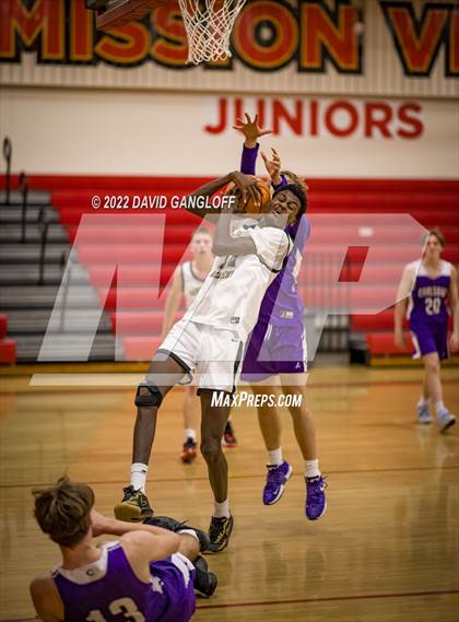 Thumbnail 3 in Carlsbad vs St. Joseph Academy (Mission Viejo Diablo Inferno Tournament) photogallery.