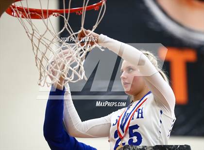 Thumbnail 1 in South Williamsport vs. Line Mountain (PIAA District IV 2A Final) photogallery.