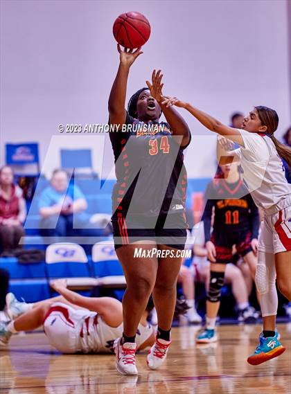 Thumbnail 1 in JV: St. Francis @ Christian Brothers photogallery.