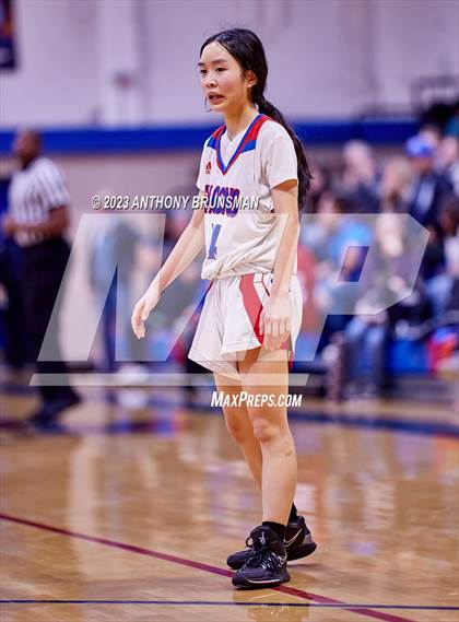 Thumbnail 1 in JV: St. Francis @ Christian Brothers photogallery.