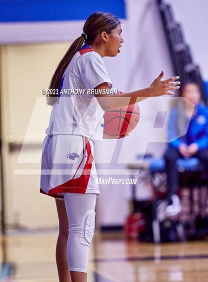 Thumbnail 3 in JV: St. Francis @ Christian Brothers photogallery.