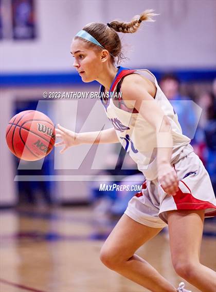 Thumbnail 2 in JV: St. Francis @ Christian Brothers photogallery.