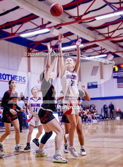 Thumbnail 3 in JV: St. Francis @ Christian Brothers photogallery.