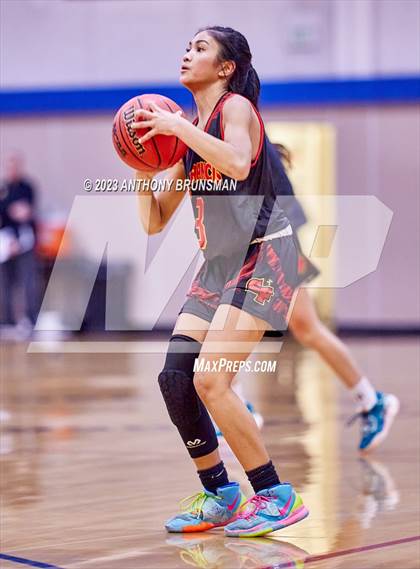 Thumbnail 1 in JV: St. Francis @ Christian Brothers photogallery.