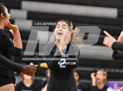 Thumbnail 1 in Hendrickson @ Vandegrift photogallery.