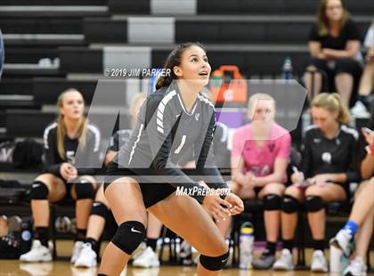 Thumbnail 1 in Hendrickson @ Vandegrift photogallery.
