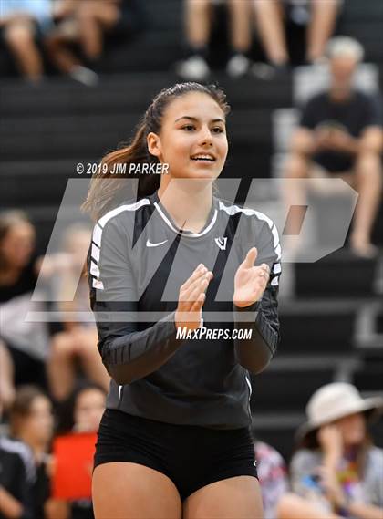 Thumbnail 2 in Hendrickson @ Vandegrift photogallery.