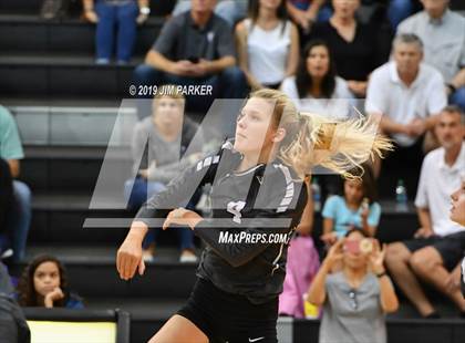 Thumbnail 1 in Hendrickson @ Vandegrift photogallery.