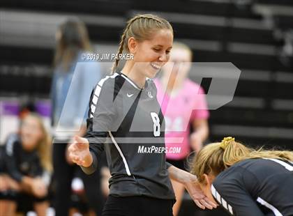 Thumbnail 3 in Hendrickson @ Vandegrift photogallery.