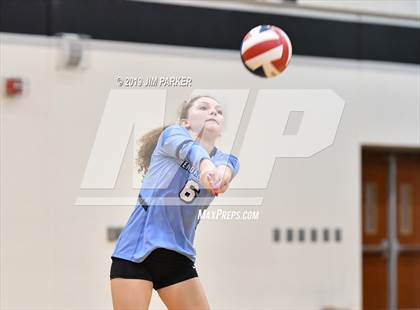 Thumbnail 2 in Hendrickson @ Vandegrift photogallery.
