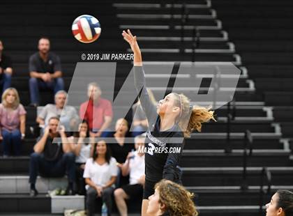 Thumbnail 3 in Hendrickson @ Vandegrift photogallery.