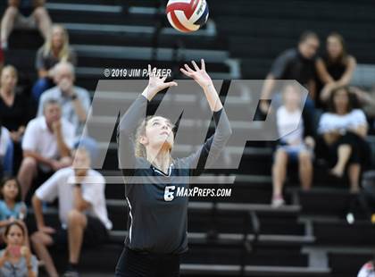 Thumbnail 1 in Hendrickson @ Vandegrift photogallery.