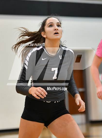Thumbnail 3 in Hendrickson @ Vandegrift photogallery.