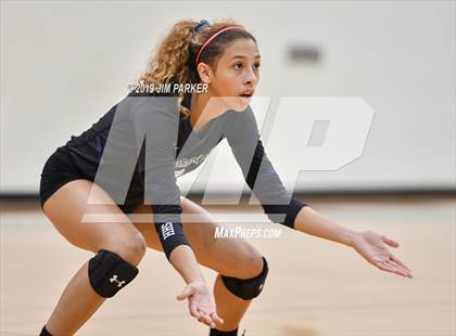 Thumbnail 1 in Hendrickson @ Vandegrift photogallery.