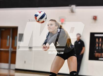 Thumbnail 2 in Hendrickson @ Vandegrift photogallery.