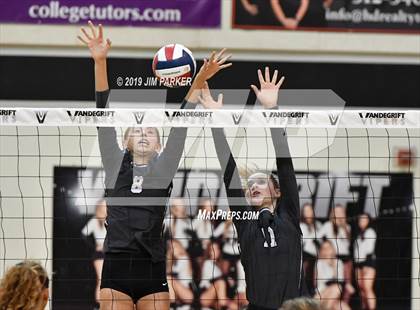 Thumbnail 3 in Hendrickson @ Vandegrift photogallery.
