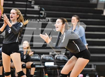 Thumbnail 3 in Hendrickson @ Vandegrift photogallery.